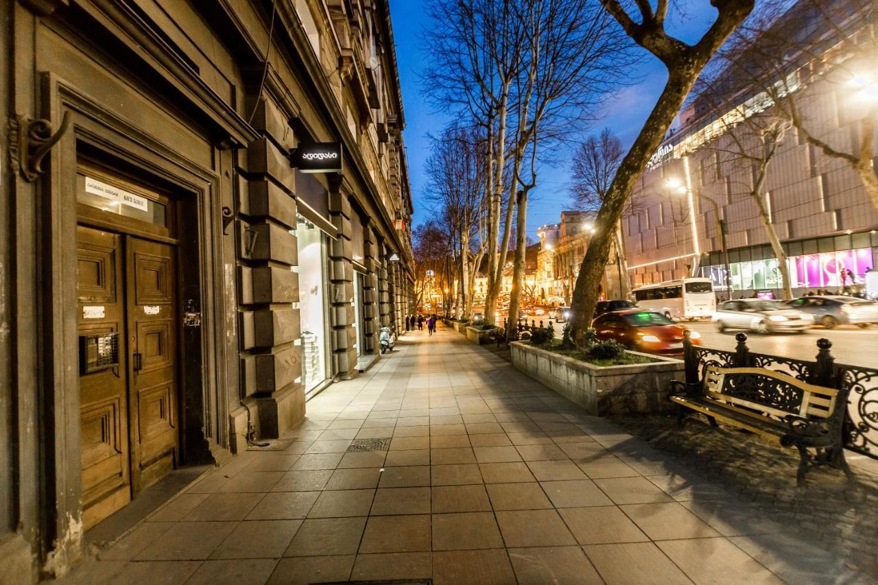 Apartment Gallery Rustaveli 1 Tbilisi Luaran gambar